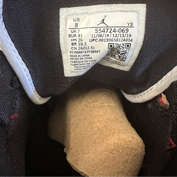 {like new} Nike Air Jordan 1 Mid Red/Black/White Sneakers - Picture 8 of 10